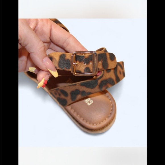 Brown Cheetah Print Platform Sandal Women’s Size 7.5 - Picture 4 of 6